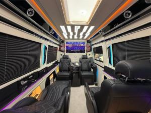 Прокат Mercedes-Sprinter VIP  (с перегородкой) черный спринтер на свадьбу 6