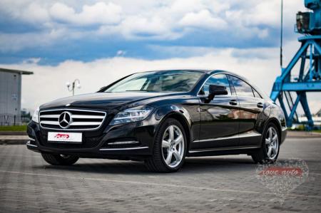 Прокат Mercedes-Benz CLS  (Черный Мерседес C218) на свадьбу